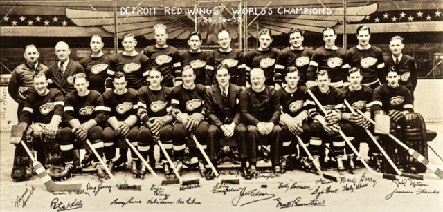 The 1937 Detroit Red Wings posing for a team photo